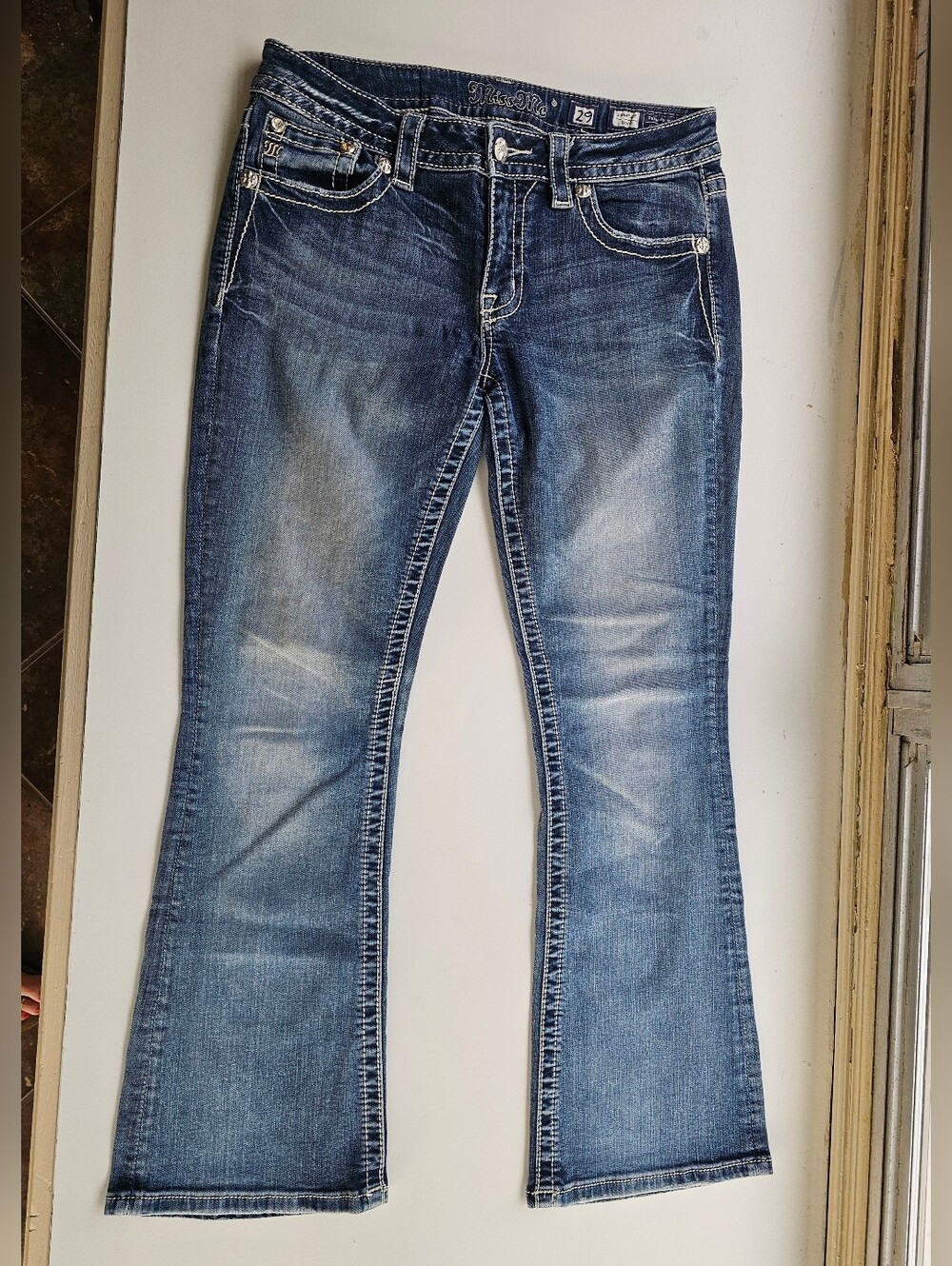 Miss Me Dark Wash Jeans with 'Feathers' In Back Pockets - Wmoens' Size 29